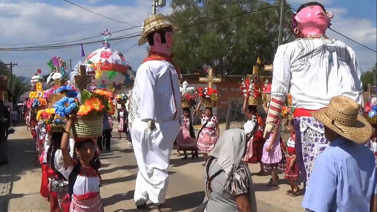 Convite 2 de Mayo Santa Cruz Papalutla 2023