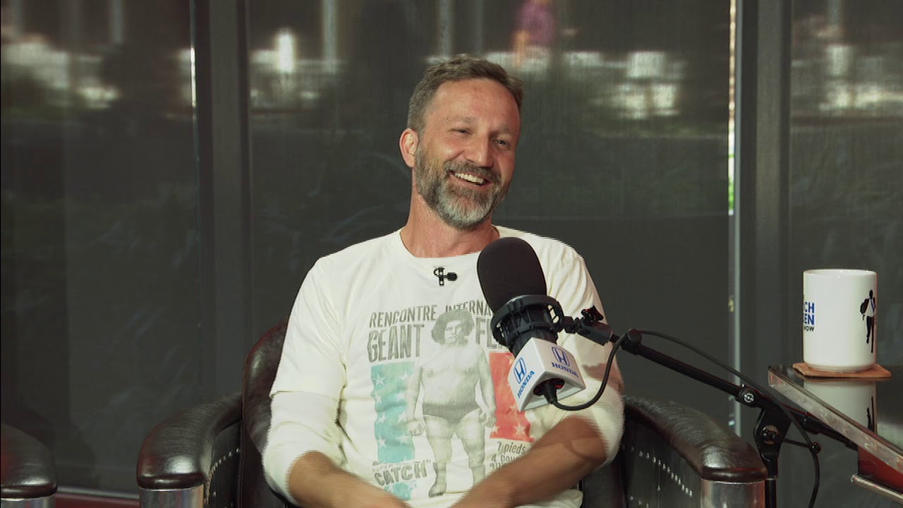 Breckin Meyer Talks 