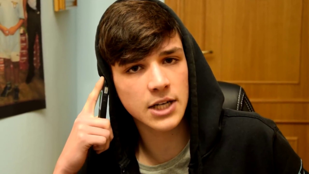 TOP 10 CHALLENGE PIU' PERICOLOSE FATTE DAGLI YOUTUBERS