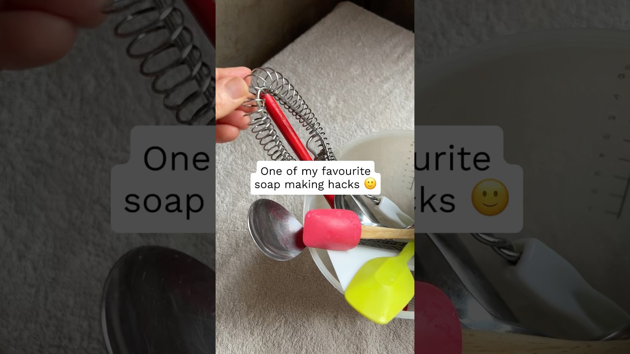 One of my favourite soap making hacks 🙂 #soapmaking #soapmaker