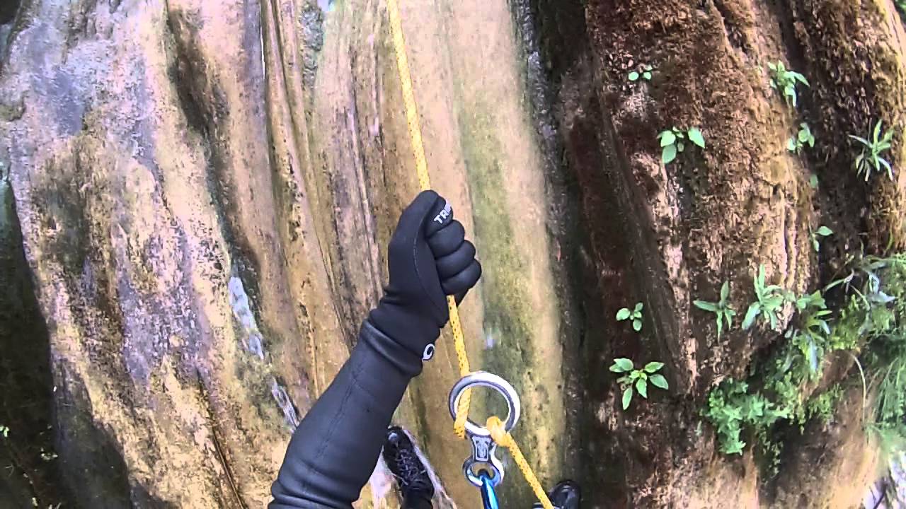 Pablito bajada 60 metros rapel barranco Otonel GO PRO