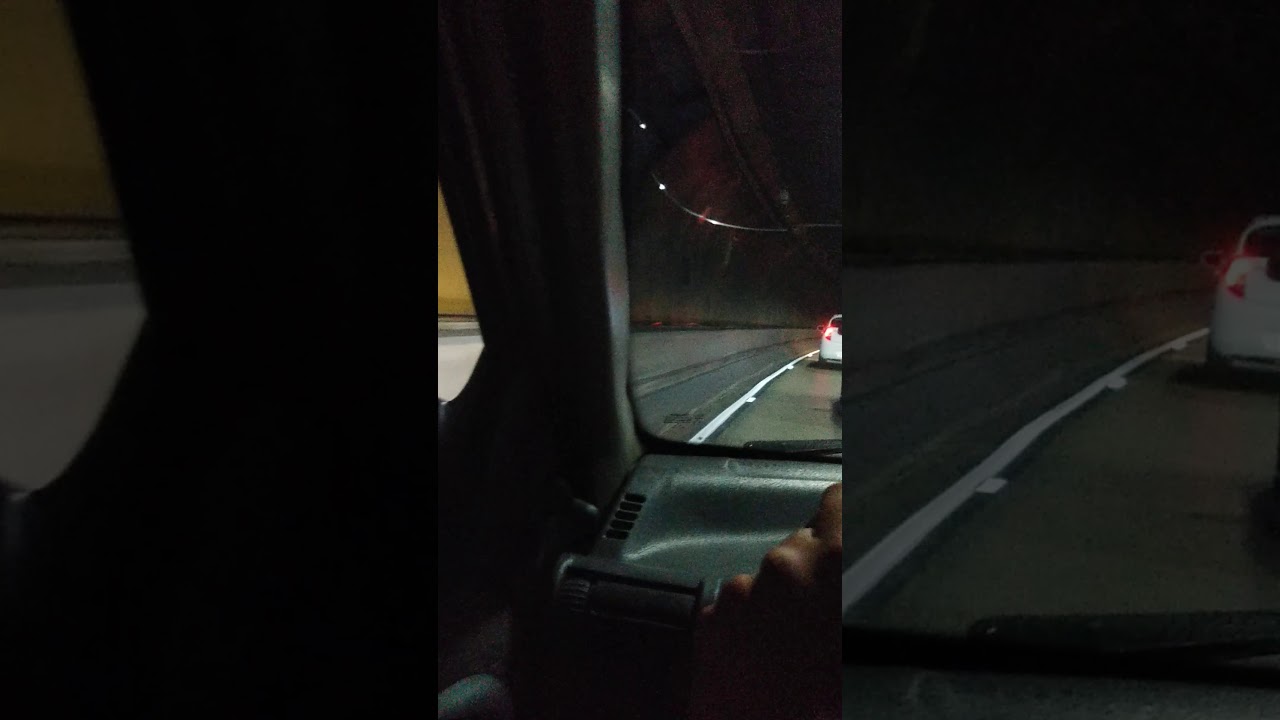 Corsa 4x1 tirando de giro no t&uacute;nel