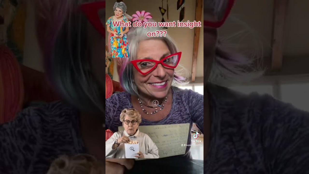 Psychic reading with the Dead old ladies