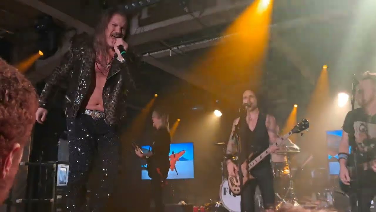 Fozzy - S.O.S. live (ABBA Cover) - SWG3, Glasgow - 14 February 2026