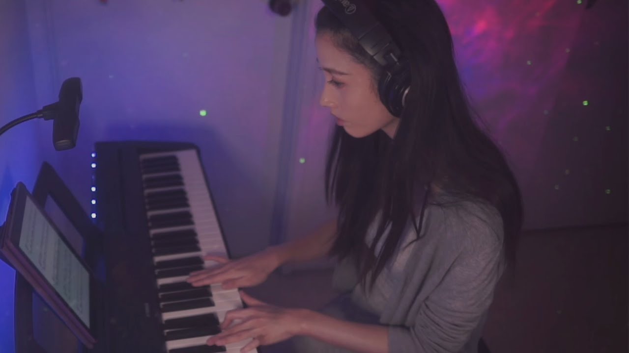 Howl's Moving Castle - Merry Go Round of Life (Piano Cover by Arilyna)