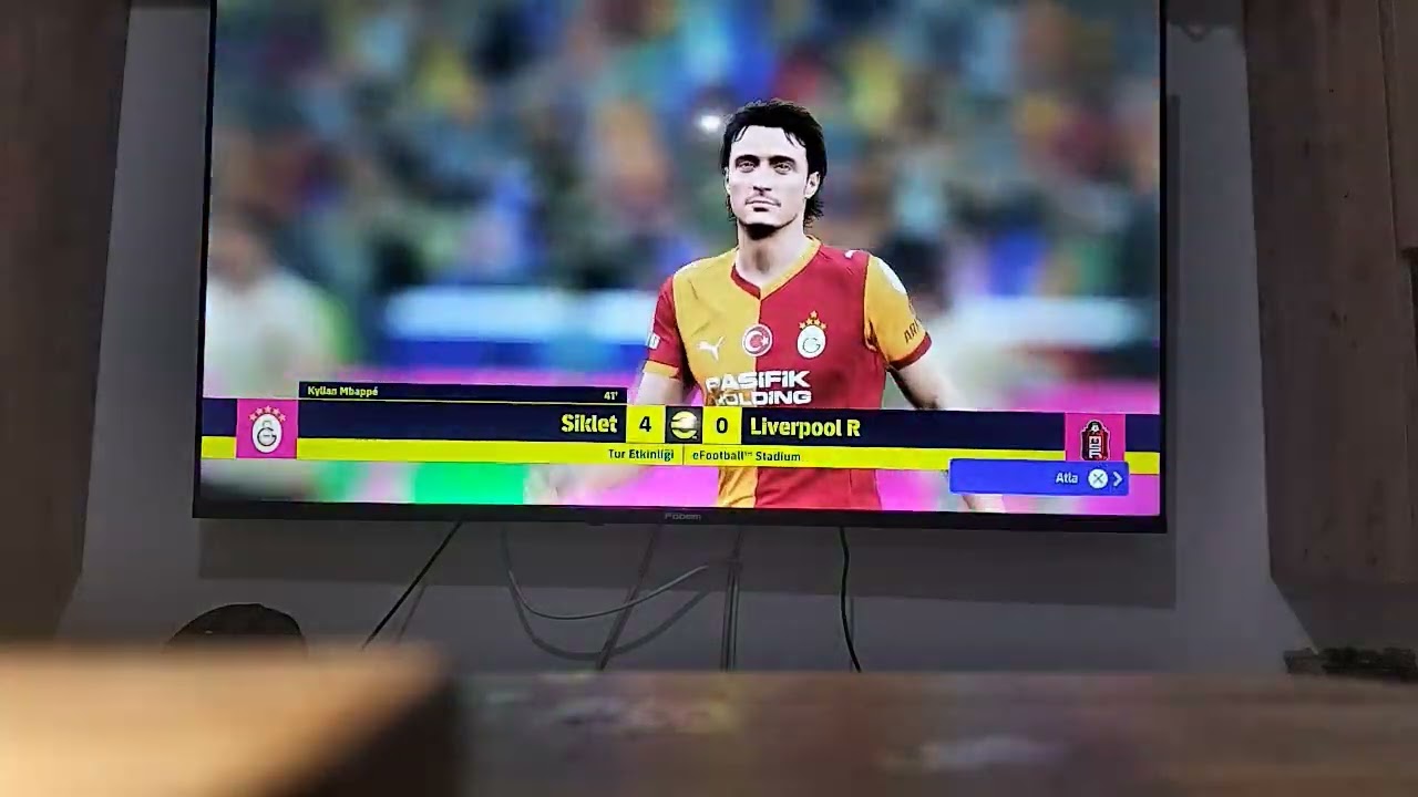 E K İle birlikte ps5 futbol bakalım kim yenecek