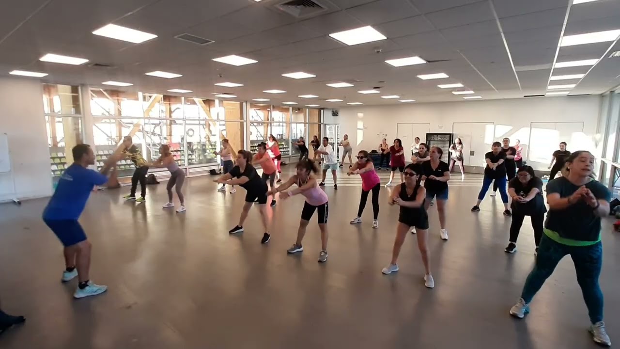 Baile entretenido 6 Jueves 5 de febrero 2026 profesor Eduardo Ramírez CEVS lo Espejo