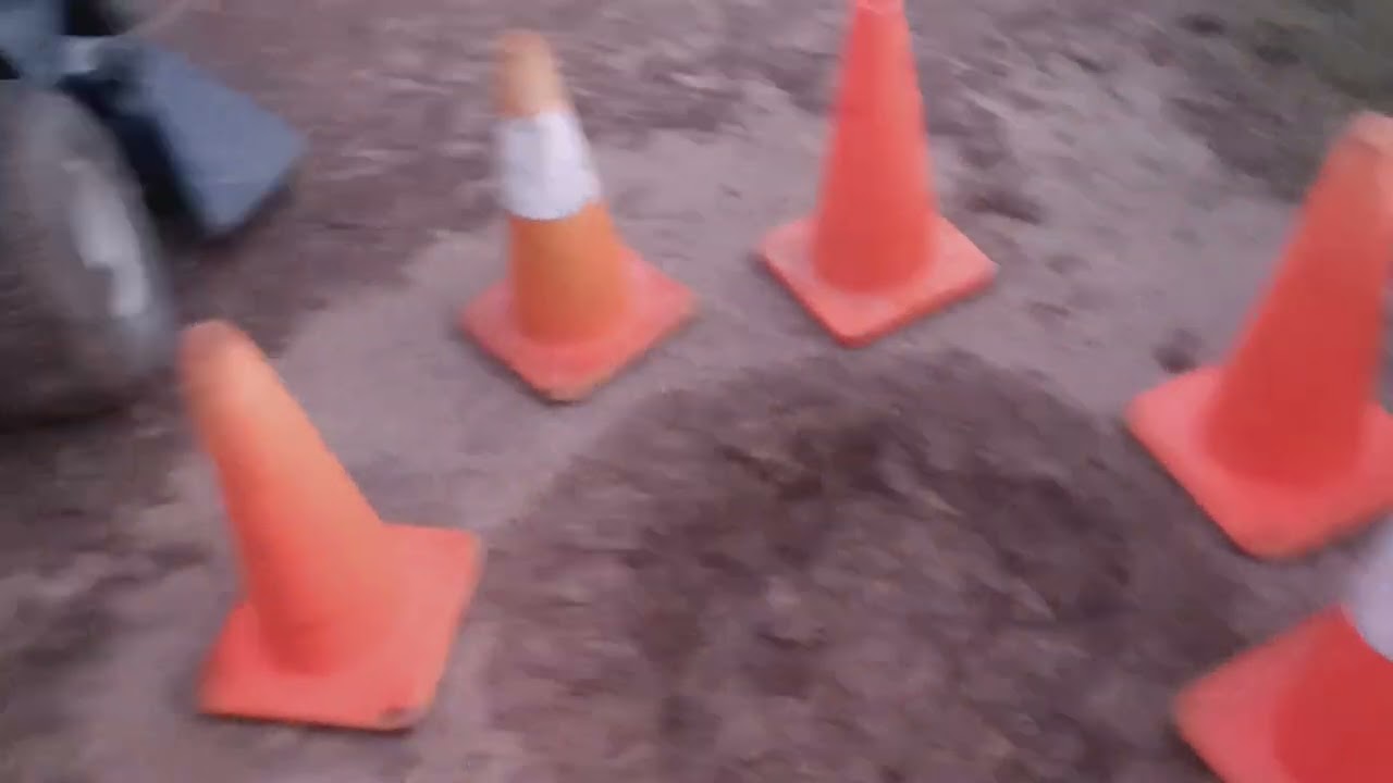 deployimg 18inch cones and type 2 barricade EP 2