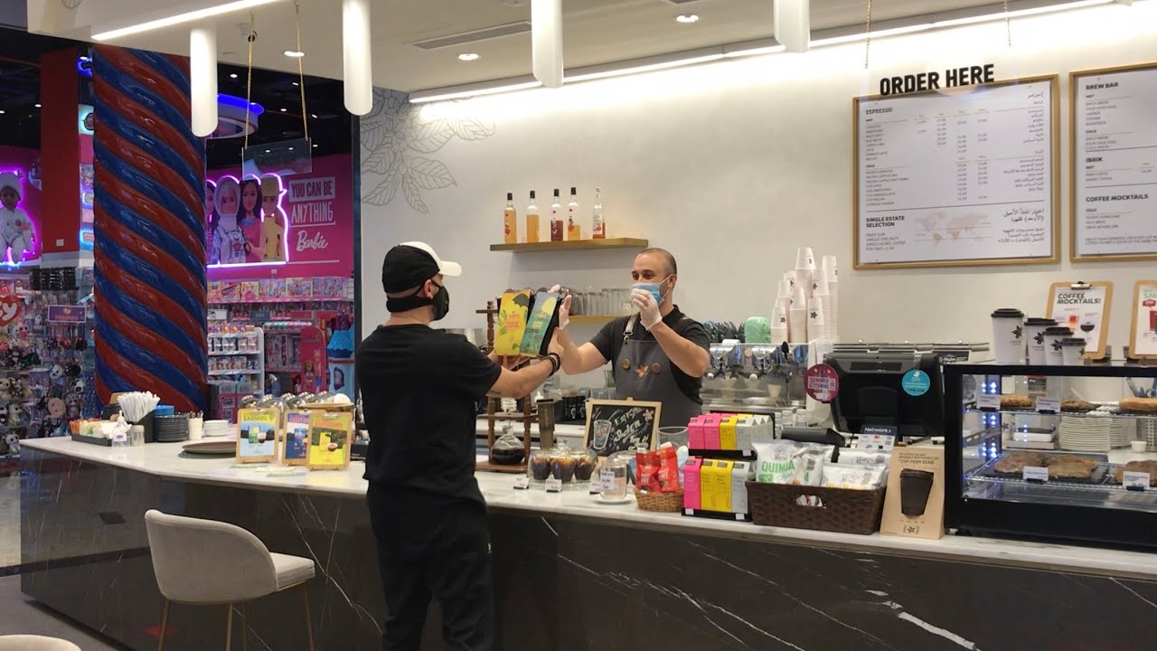 A Must Try ! Meet the Coolest Barista “George” ! Coffee Island Dubai !