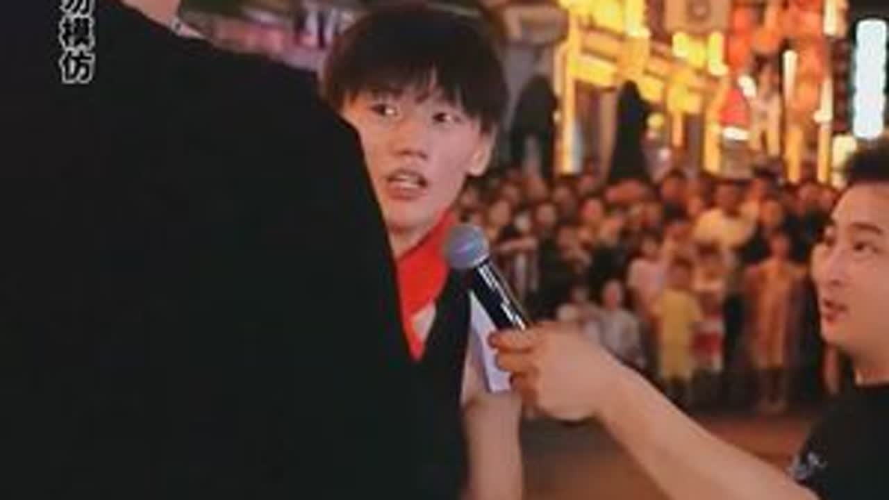 小伙飞跃3米跳杆惊呆众人#木森  #木森大舞台  #活力四射  #空翻特技  #惊呆了