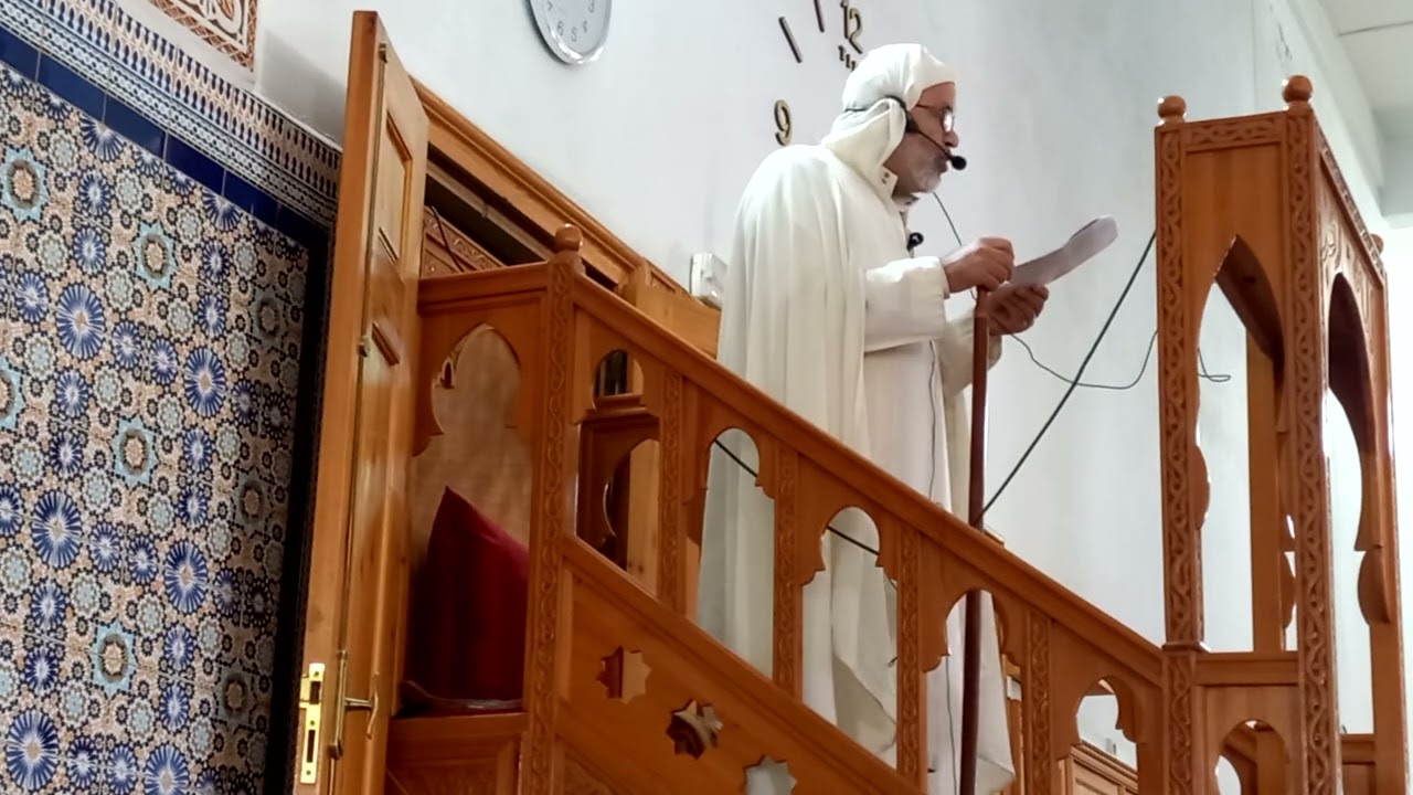 خطبة بعنوان:العشر الأوائل من ذي الحجة بين الخصائص والأعمال مع استحباب التوقف عن حلق الشعر وليس بواجب