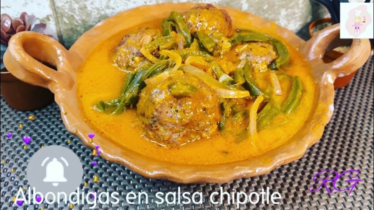 Albóndigas con nopalitos en salsa chipotle, súper fácil y delicioso 😋