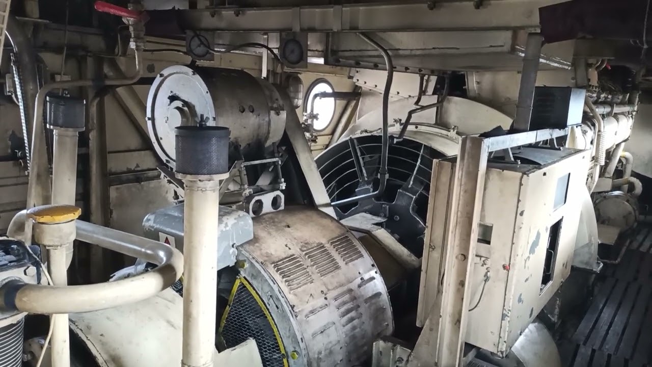 Starting the engine of a class 754 diesel-electric locomotive