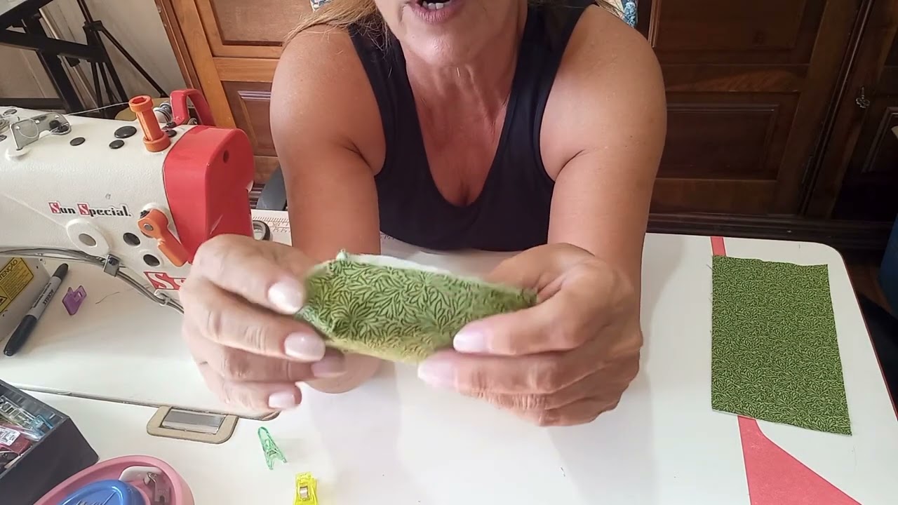 Esta Lembrancinha  Vende o Ano Todo e tem várias finalidades  - Um verdadeiro mimo 💖💖