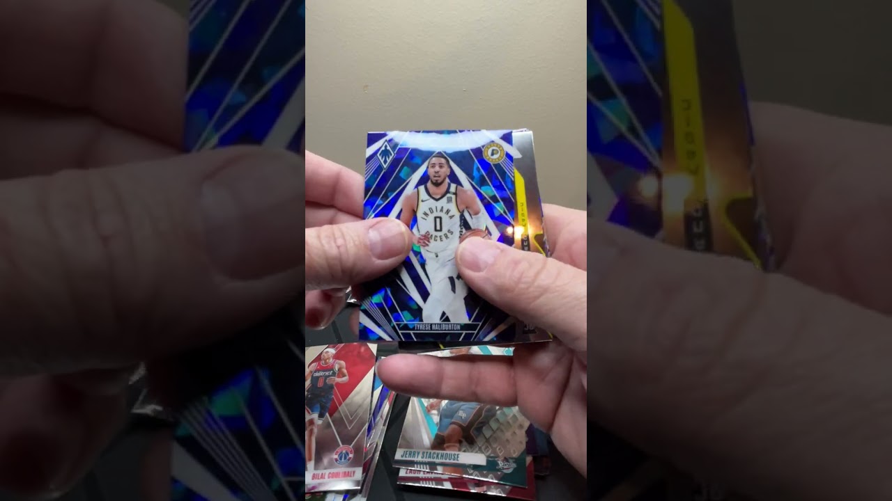 2023-24 Phoenix Basketball Mega box - 1x Retail box rip