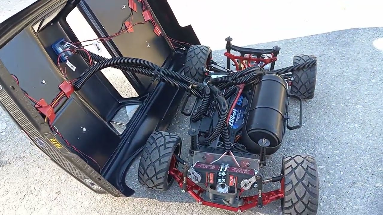TRAXXAS SLASH V4 KNIGHT RIDER 2wd with hydraulics and music..and lights