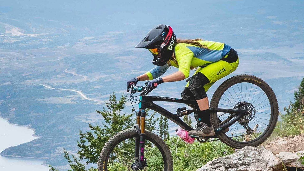GORE&reg; WEAR - The C5 All Mountain Range