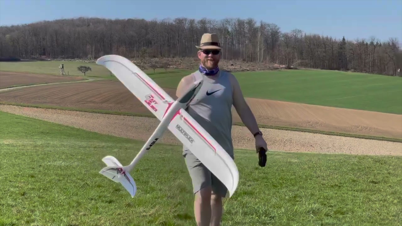 Anfänger fliegt den Multiplex Easyglider 4