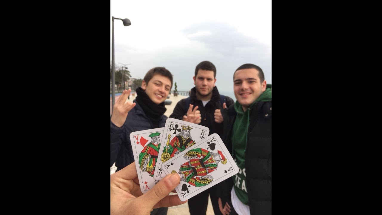 BİR GÜNLÜĞÜNE KÖLE OLMAK !! {KRAL-VEZİR}