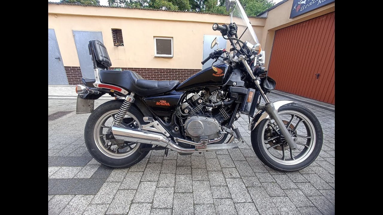 HONDA MAGNA VF500C V30 1985r - klasyk wiecznie żywy💪Ogarniamy gaźniki ponoć 