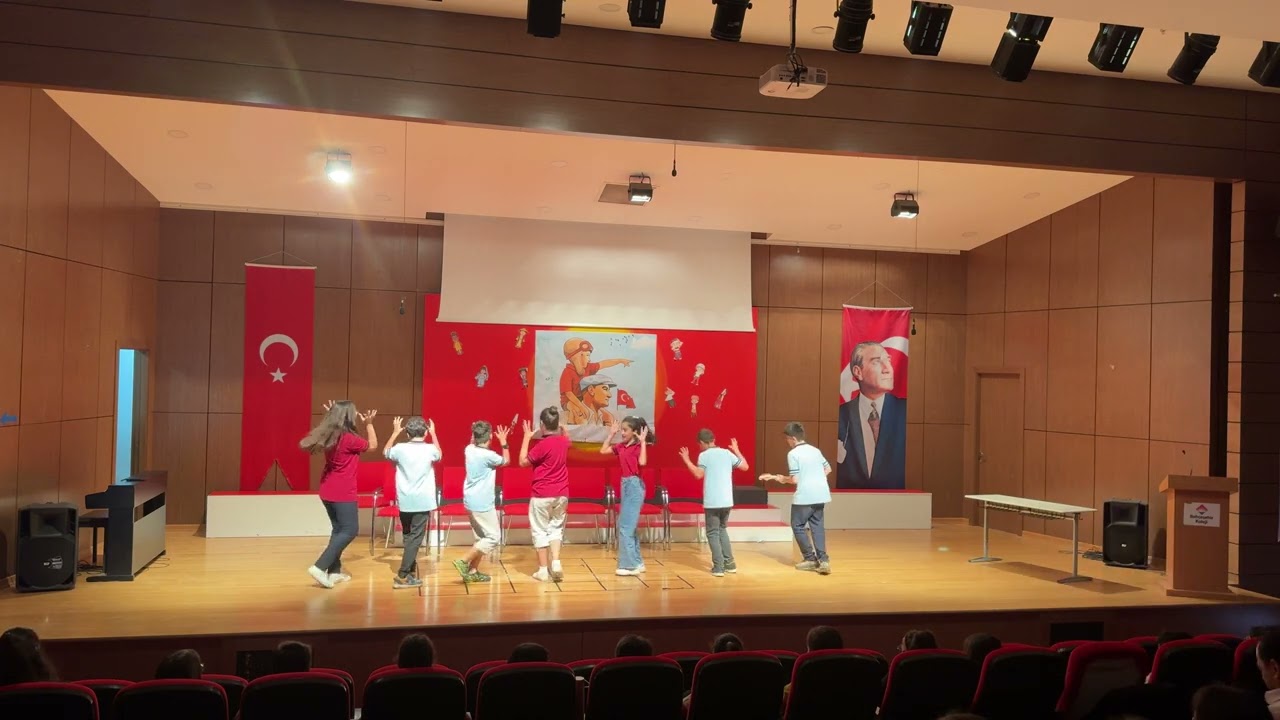 TİYATRO