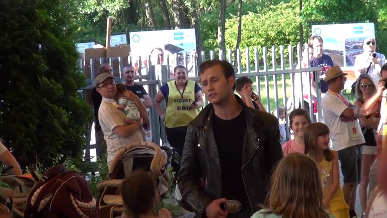Zośka z zespołem Teatru Roma 