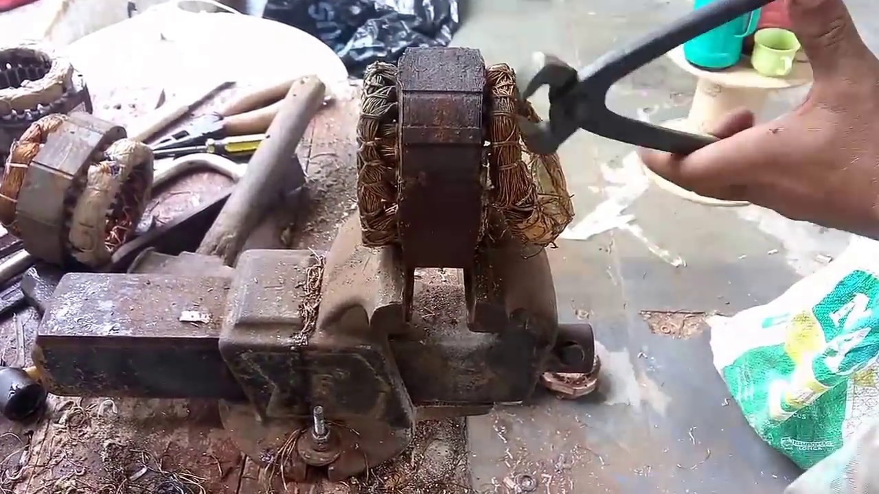 Como tirar cobre de motor usando uma torques -  fácil.