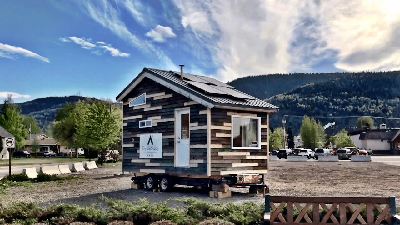 Fully Self-Sustainable Micro House