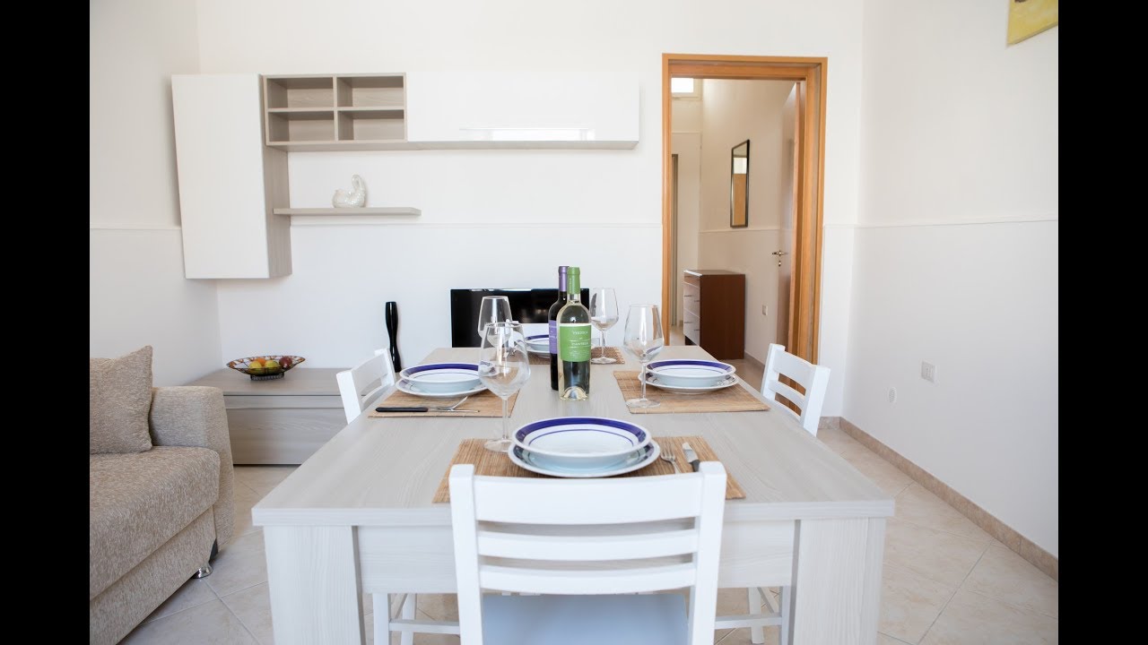 Casa Elisena DX, sulla sabbia a Torre Lapillo beach
