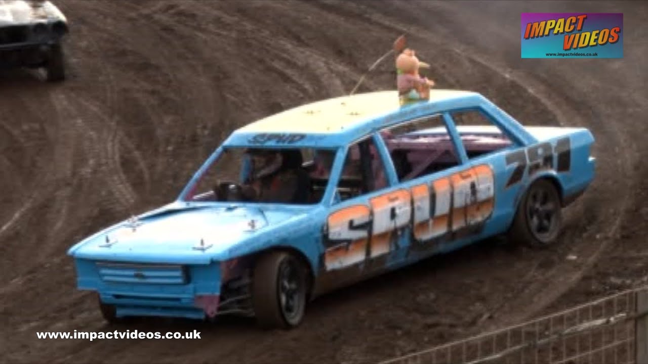 Kings Lynn Nutcracker 2013 Banger Racing Full Races and Action Replay