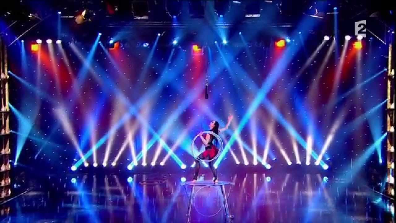 Ekaterina Sheludyakova Hoops  FRANCE2 HD Le plus grand cabaret du monde N°161   07 06 2014
