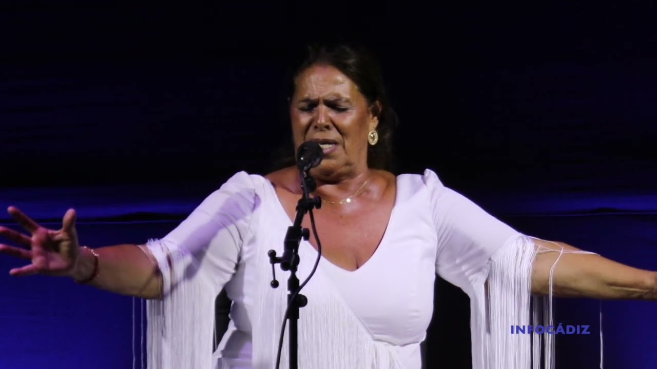 AURORA VARGAS CANTA UNA SOLEÁ