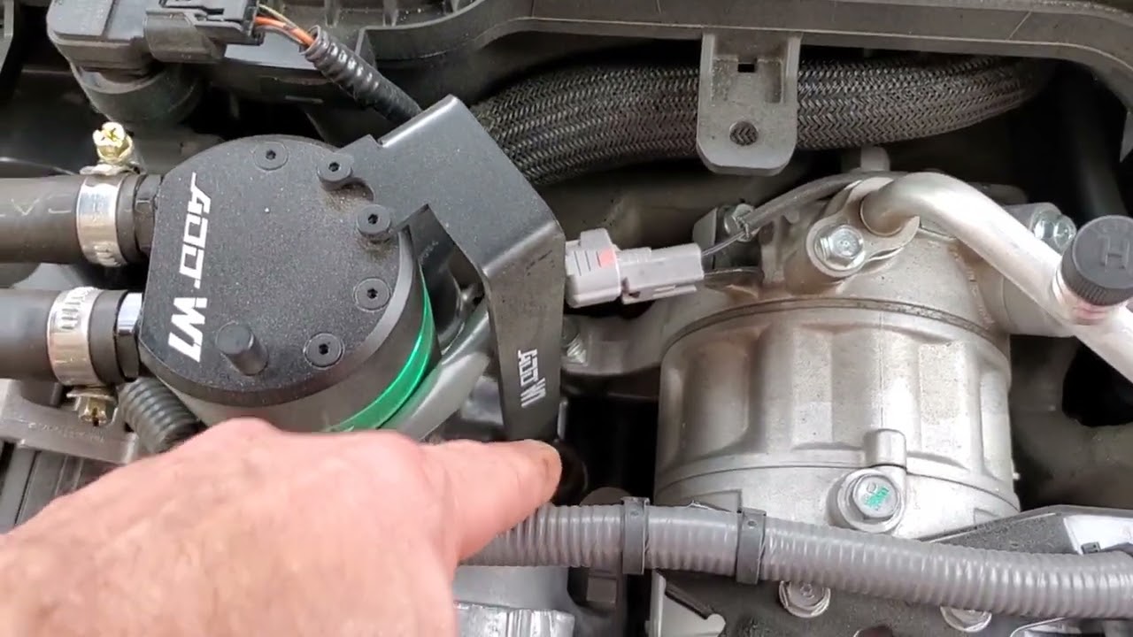 Add W1 Oil Catch Can install 2021 Subaru Forester GDI