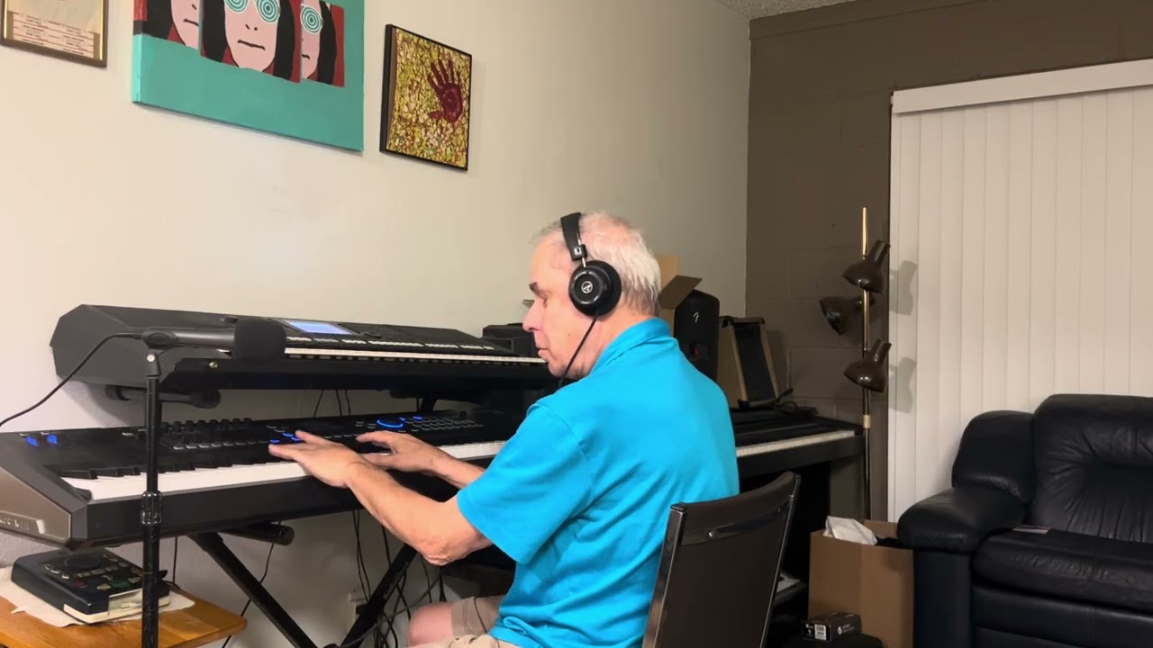 Playing On Keyboards, Pink Floyd, using live 8 2005 for the track