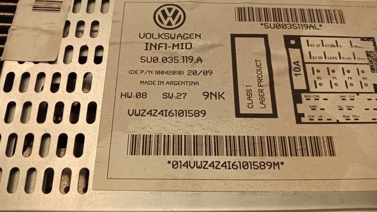 Desmontar y desbloquear (modo SAFE) estereo de agencia Volkswagen (Gol) parte 1