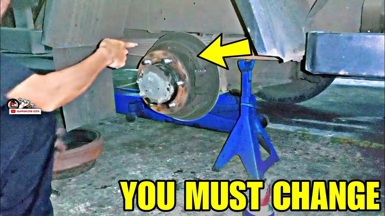 MUST REPLACE ‼️ It's dangerous if the brake pads are this thin ☠️ ISUZU TRUCKS