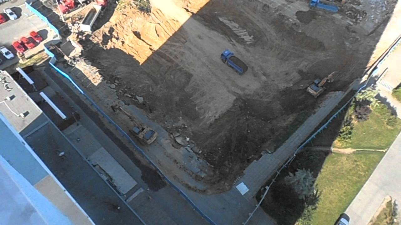 Star&yacute; obchodn&iacute; dům Krakov se měn&iacute; v modern&iacute; n&aacute;kupn&iacute; centrum
