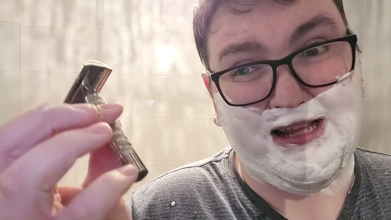 Erasmic Shaving Bowl Soap, Yaqi Bali Shaving Brush, Yintal 316L and Bic Chrome Platinum Blade