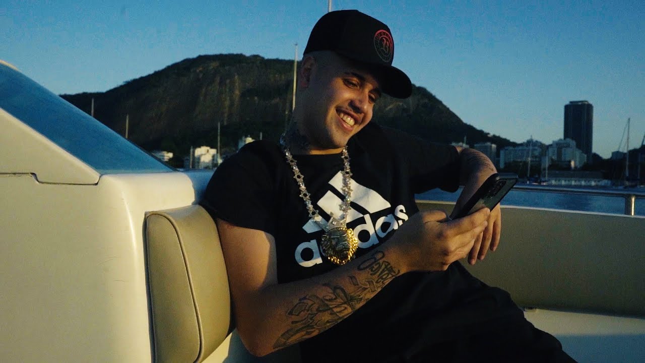 Sink - 2013 (Clipe Oficial)