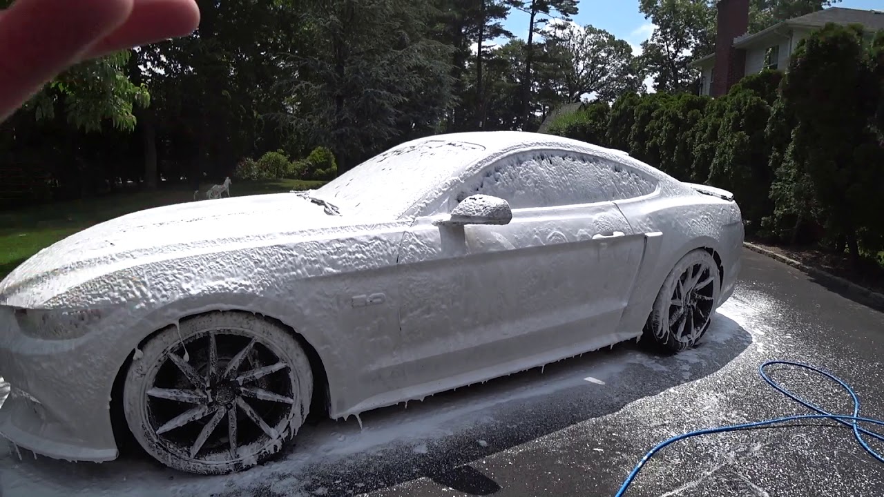 SUPER WASH A Mustang GT  | Auto Fanatic