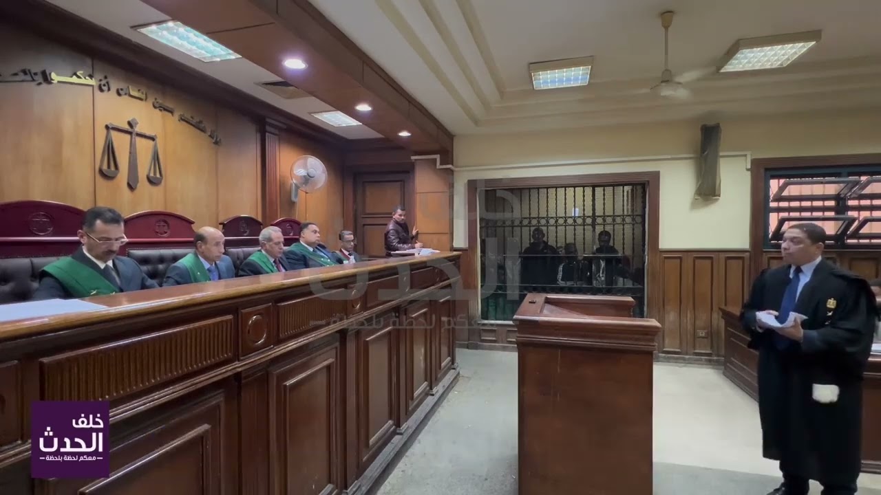 ما عرفش حاجه عنها خالص المتهم نافيا حيازة المخدرات.. والدفاع للقاضي: عنده 15 سبقة فيهم 10 مخدرات