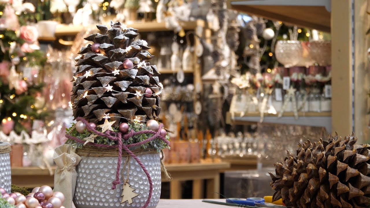 DIY - Ein riesiger Kiefernzapfen wird zur winterlichen Deko-Idee