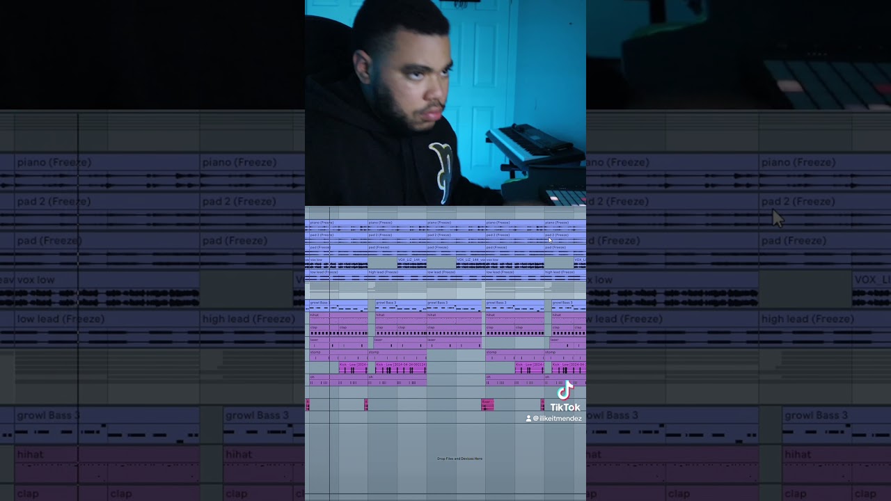 Beat is available! Link in comments   #mozzytypebeat #bigsad1900typebeat #producer #musicproducer