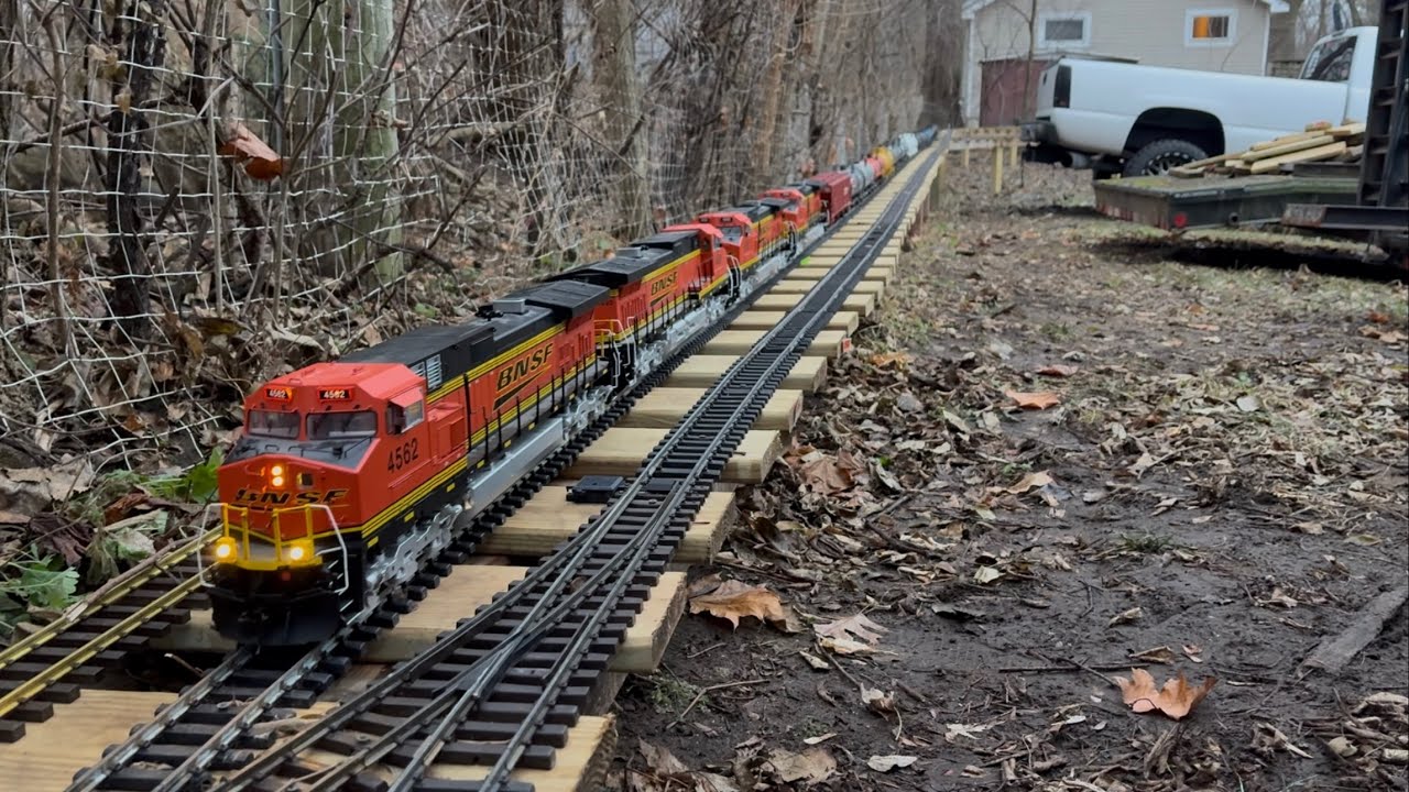 G scale tanker train with DPU’S!