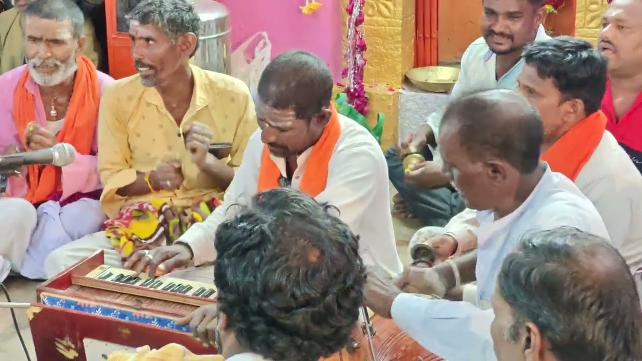 ನದಿಯ ದಡದ ಎರಡರ ನಡುವೆ ಗರುಡ ಪಕ್ಷಿ ಒಂದು ಹಾಡುತಿಹದು ಕನ್ನಡ ಬಜನೆ ಪದಗಳು | kannada bhajane song's |