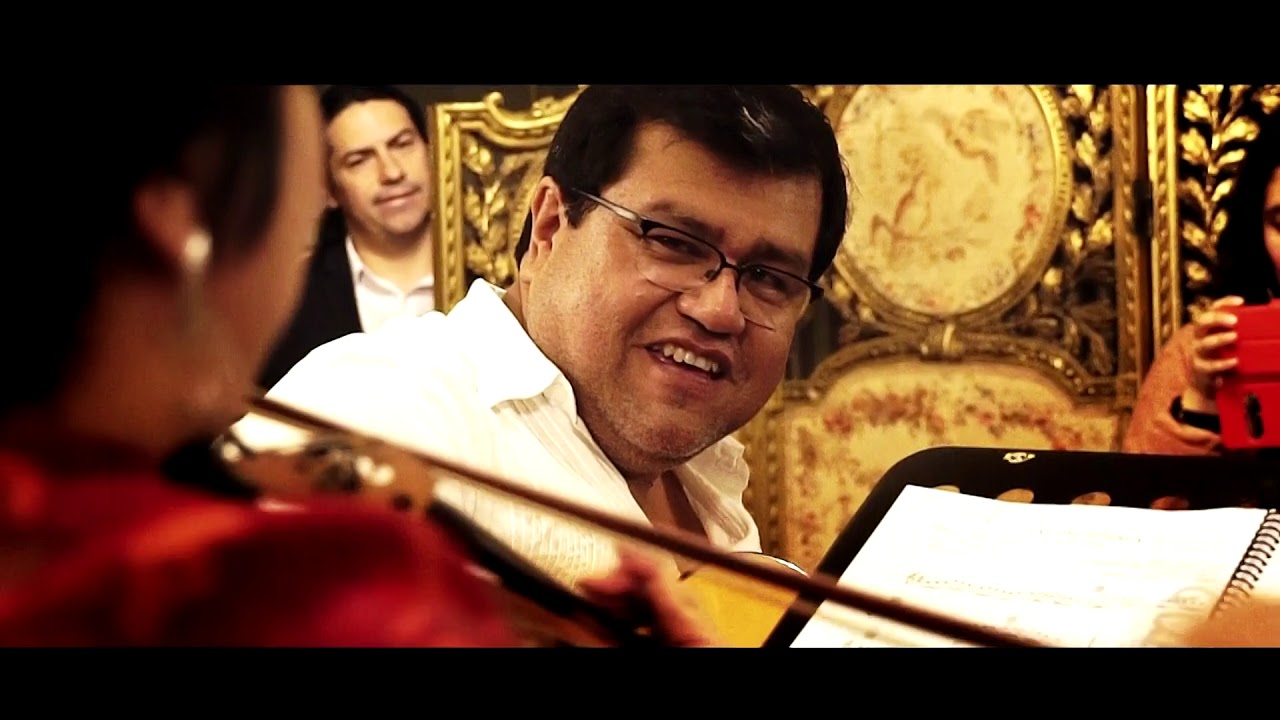 Maria Elena Pacheco y Ernesto Hermoza, La concheperla - Sacachispas