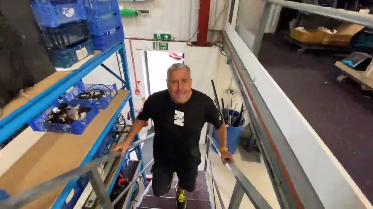 Polecam Intro