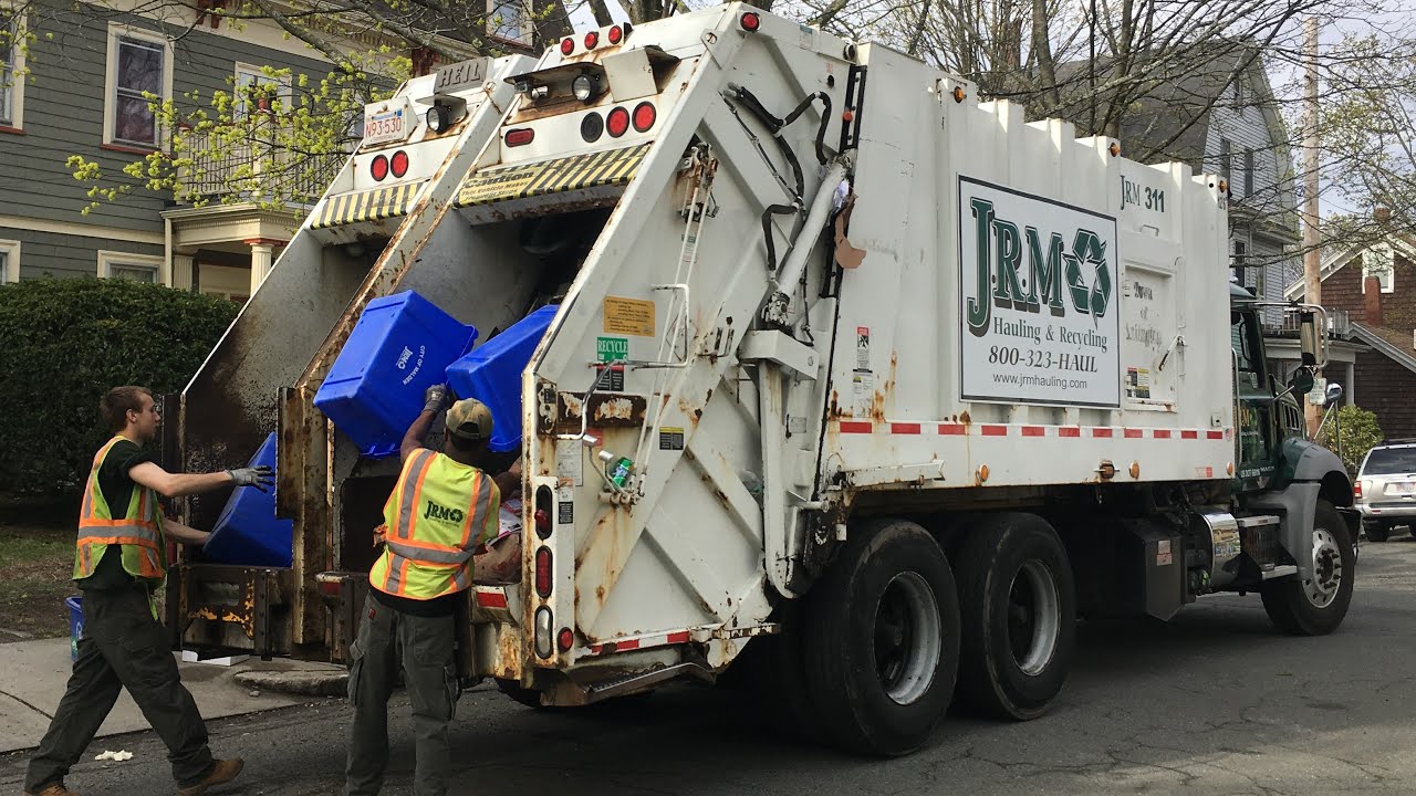 Mack Granite / Heil Formula 40/60 Split Rear Loader Garbage Truck