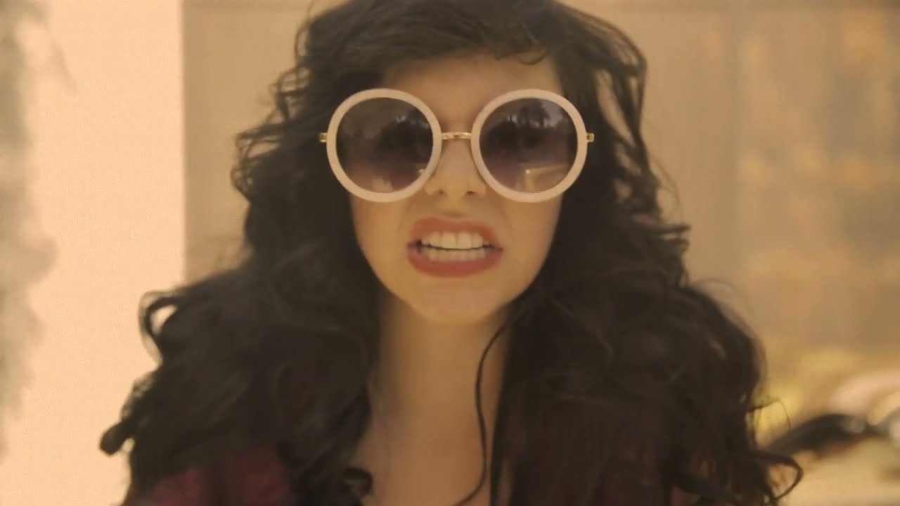 Glam Skanks - 