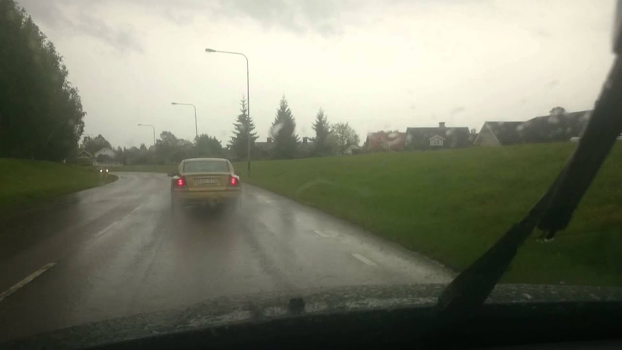 Arg f&ouml;rare! J&auml;vligt arg i trafiken! Fucking Angry driver.